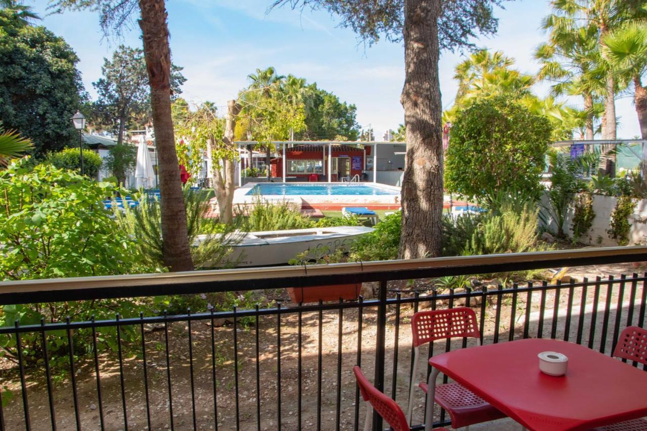 Apartamentos Palasiet Benidorm Luaran gambar