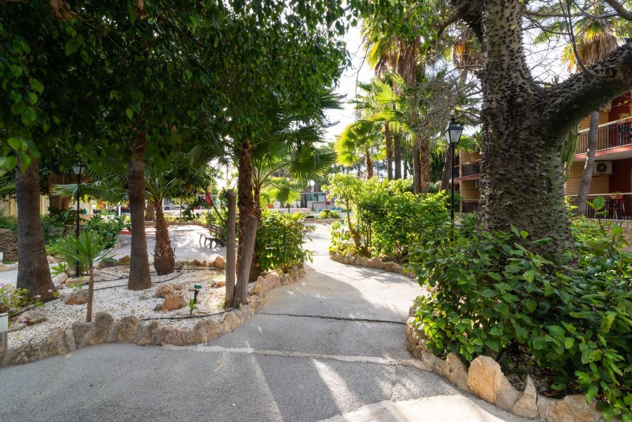 Apartamentos Palasiet Benidorm Luaran gambar
